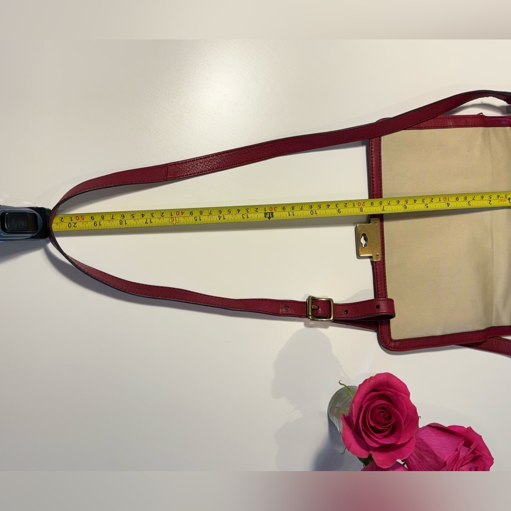 Fossil Red Leather Crossbody • Gold Turn‑Lock • Top Handle - Picture 10 of 16